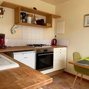 Hébergement de vacances Maisonnette à : La Jaune, Étables
